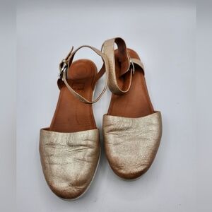 Fitflop Leather Metallic Gold Women's Flats Ankel Strap Sz 8